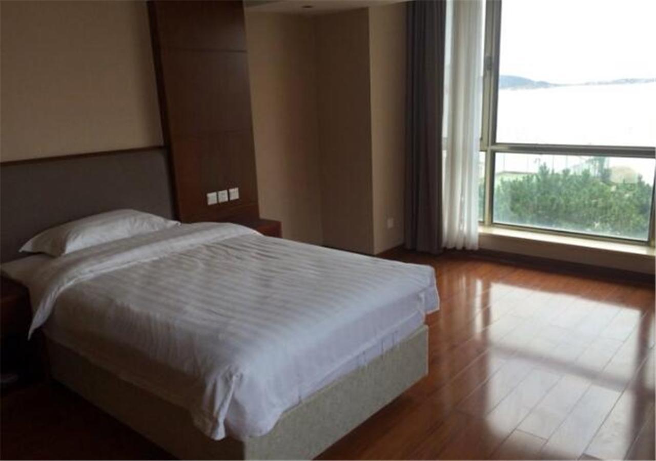 Weihai Golden Bay Holiday Hotel Exterior photo