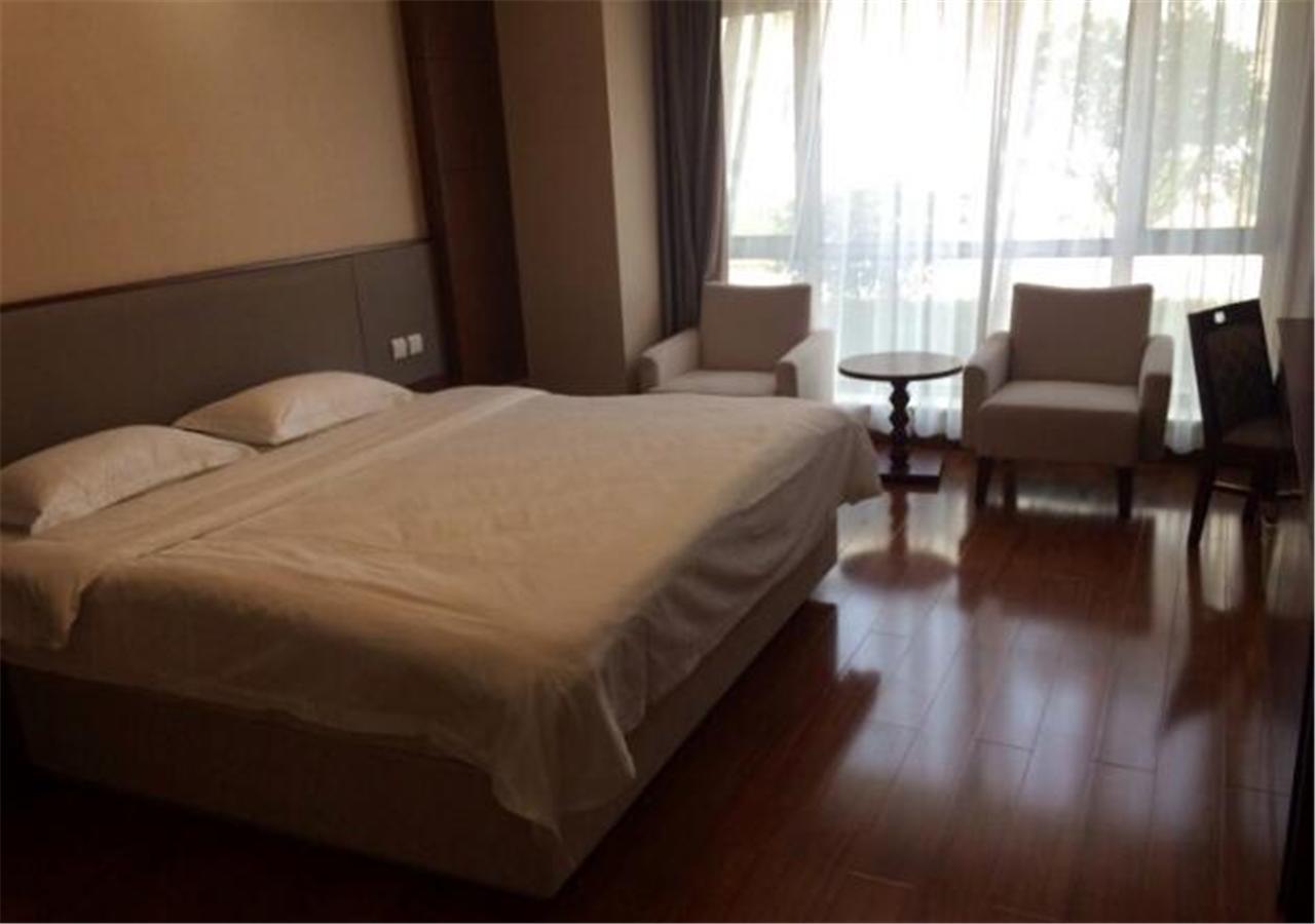 Weihai Golden Bay Holiday Hotel Exterior photo