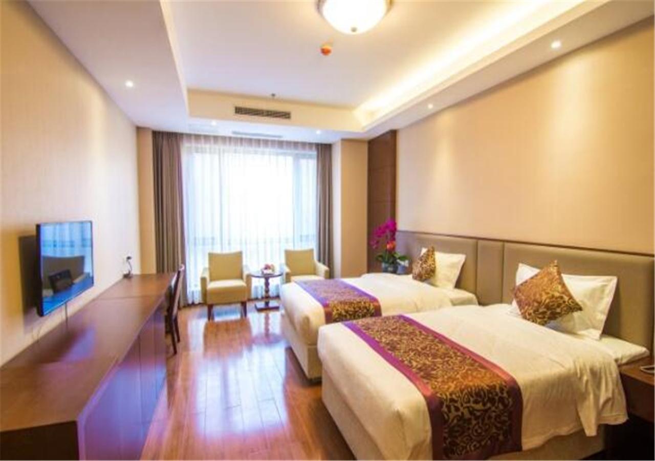 Weihai Golden Bay Holiday Hotel Exterior photo